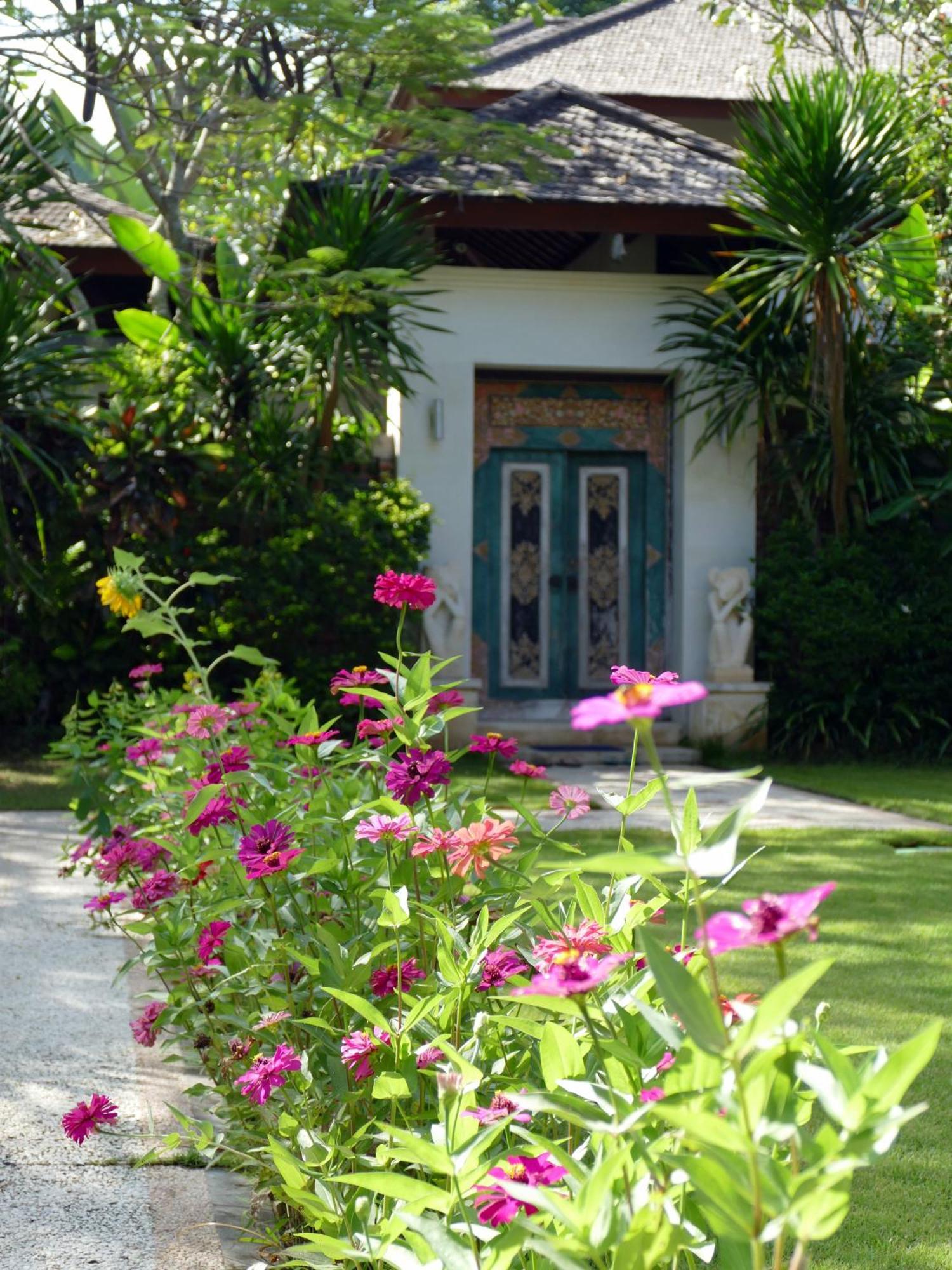 Villa Rumah Isah Candidasa Exterior foto